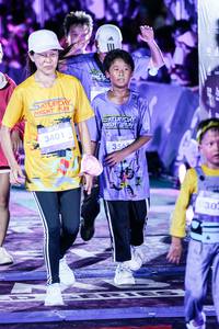 BIB: 
                            <button type="button" onclick="openModal(26334013)" class="btn btn-primary btn-sm float-right btn-popup" data-toggle="modal" data-target=".modal-high-quality">
                        <i class="fas fa-shopping-cart"></i> Add to Cart
                    </button>
                                            <button type="button" onclick="isThisMe(26334013, true)" class="btn btn-success btn-sm float-right btn-popup btn-isme hidden" data-toggle="tooltip" data-placement="bottom" title="นี่คือรูปของคุณใช่ไหม คลิกที่นี่เพื่อเอาเข้าอัลบั้ม">
                        <i class="fas fa-plus"></i> Add to album
                    </button>
                    <button type="button" onclick="isThisMe(26334013, false)" class="btn btn-warning btn-sm float-right btn-popup btn-isnotme hidden">
                        <i class="fas fa-ban"></i> Remove from album
                    </button>